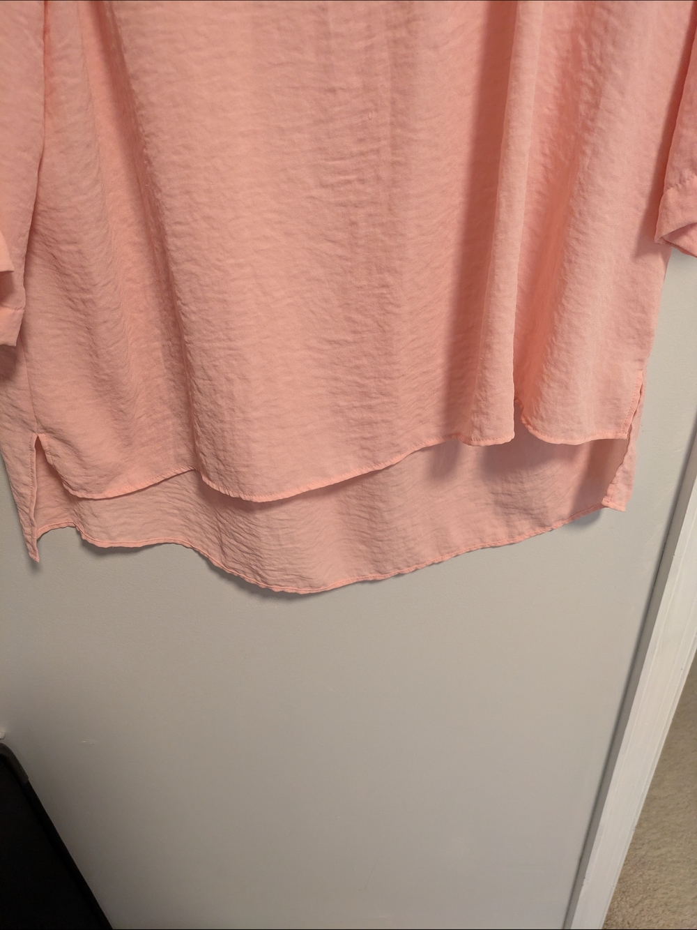 Sheer Split-Neck Tunic High Low Slouchy Textured Pink Flowy 3/4 Sleeves Hi Low - Picture 4 of 5